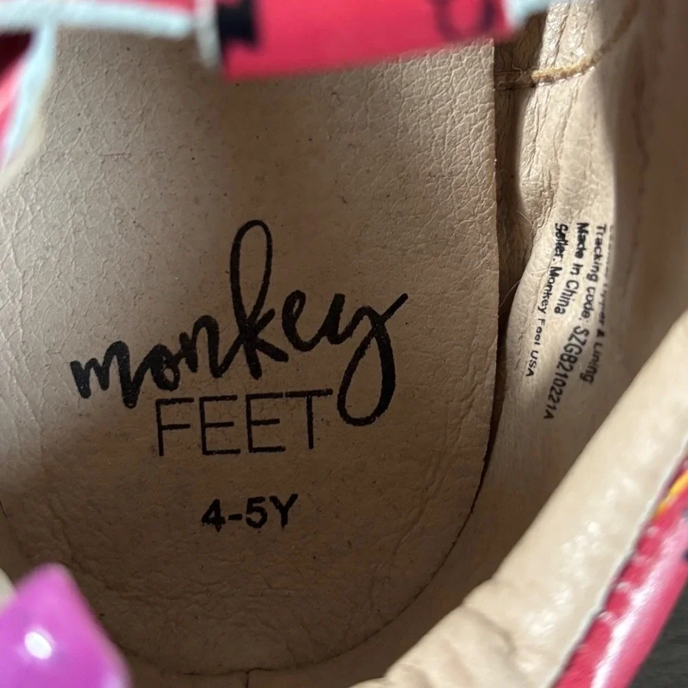 Monkey Feet Harry Potter Red T-Strap Moccasin‎ Kids Shoes Size 4-5Y